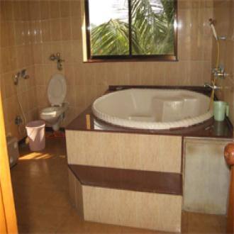 Alibaugh Bungalow With Swimming Pool, Alibaug 4